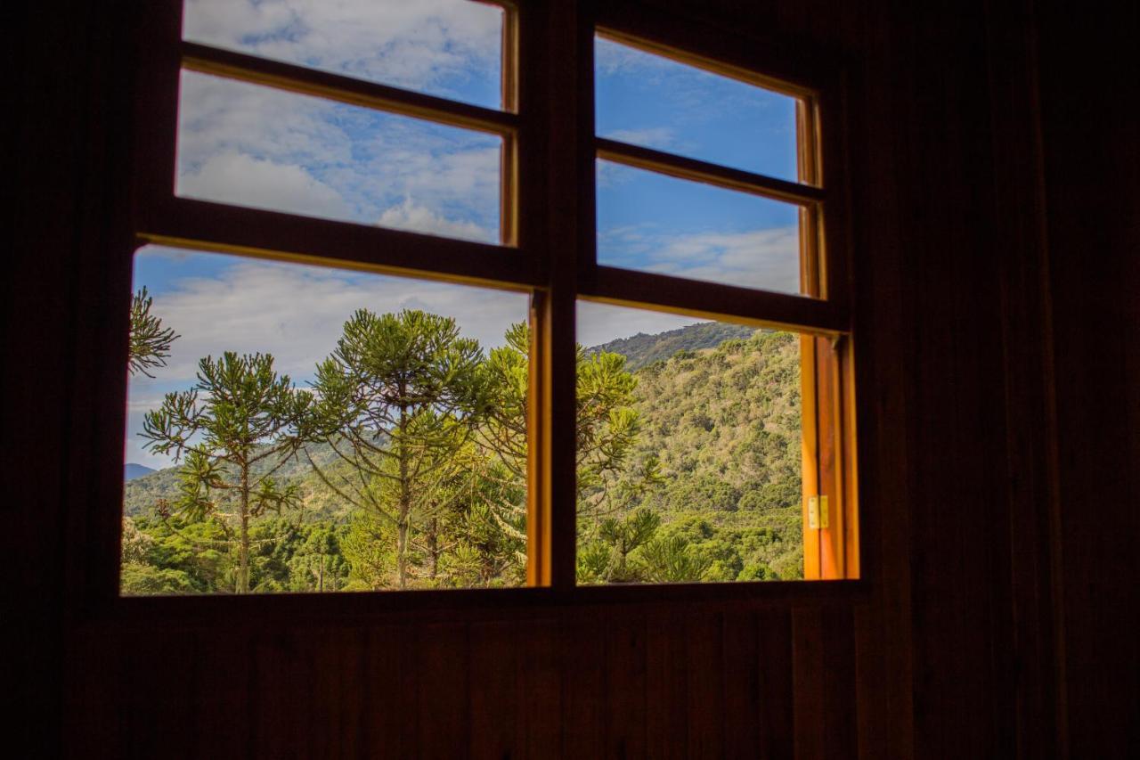 Хостел Ayllu Refugio Ecologico Урубиси Экстерьер фото